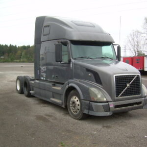 2009 Volvo VNL T/A Sleeper