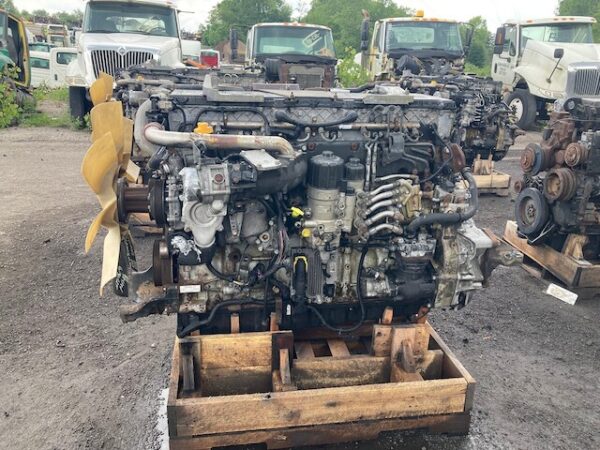 2009 Detroit DD15 472901