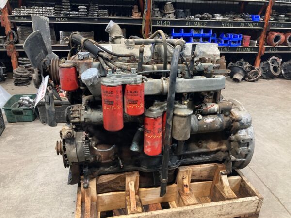 Mack E7 Mechanical Engine