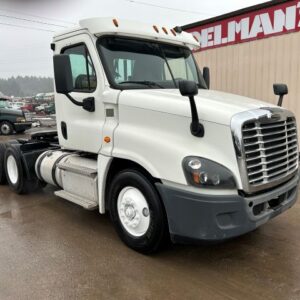 2016 Freightliner Cascadia T/A Day Cab