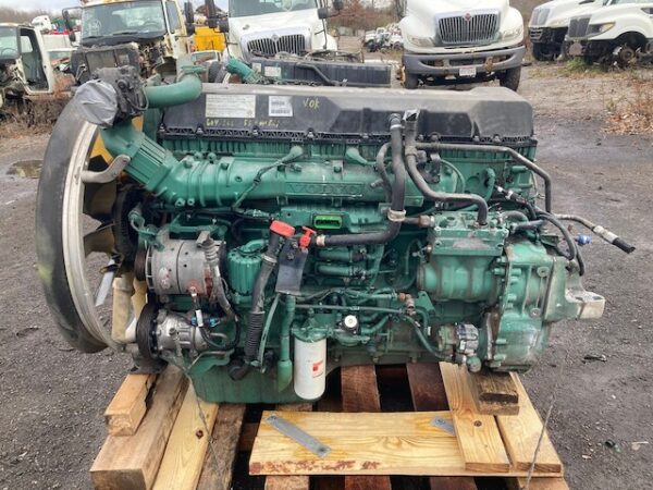 Used 2017 Volvo D13