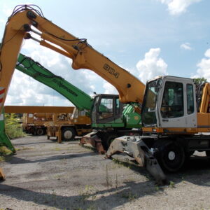 Liebherr A904 Rubber Material Handler