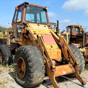 JOHN DEERE LOADERS
