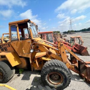 CASE W18 WHEEL LOADER W/ FORKS