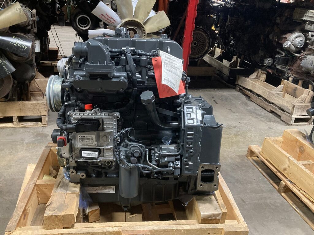 New 2022 FPT F4HFE413