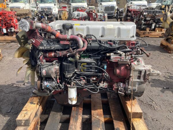Mack MP7 365hp Diesel Engine