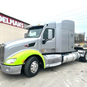 2015 Peterbilt 579 T/A Sleeper
