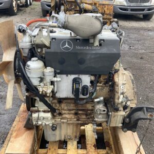 Mercedes OM904LA-MBE904 Engine