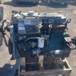 Navistar International DT466E HT