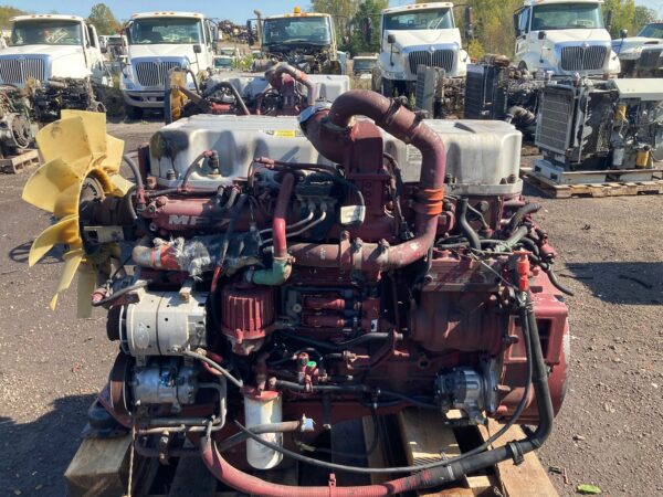 Mack MP7 325hp Engine
