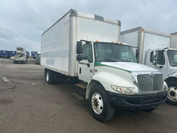 2008 International 4300- 28ft Box Truck