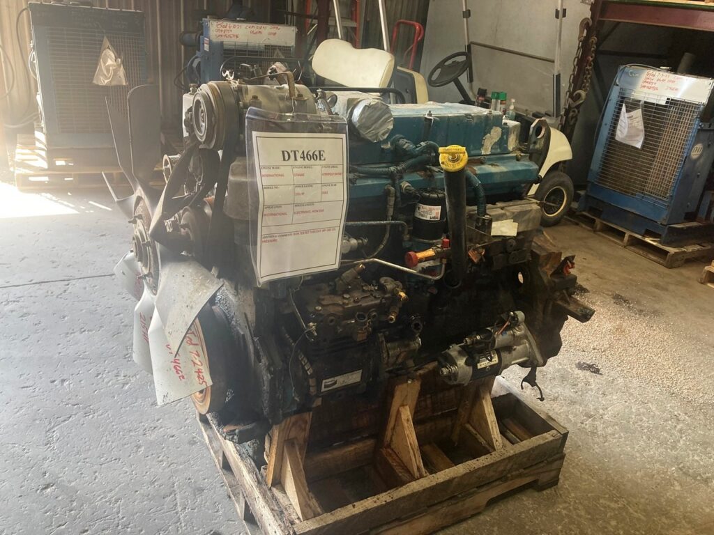 2003 Navistar International DT466E