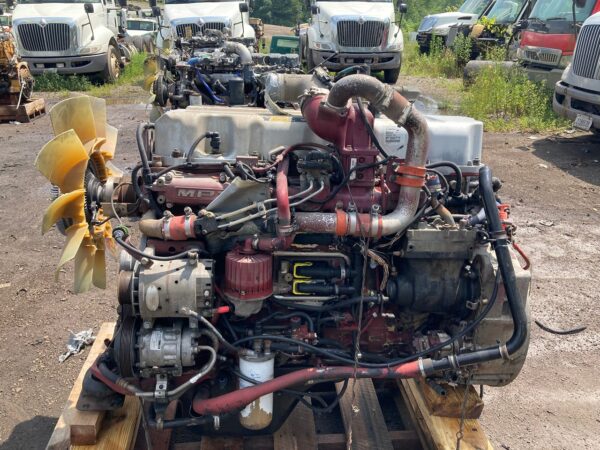 2009 Mack MP7-325M