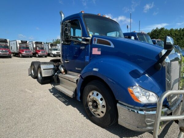 2016-2020 Kenworth T-680 T/A Daycab- NON RUNNERS