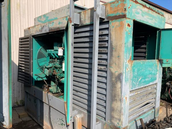 Onan Komatsu 200KW Generator