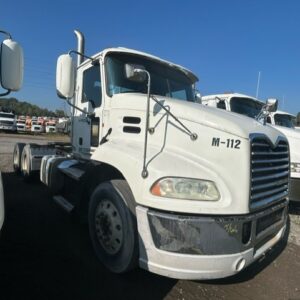2012 Mack CXU613- T/A Daycab
