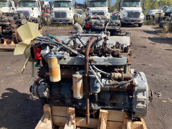 1995 Mack EM7-300 V-MAC II
