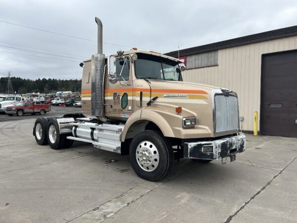 2013 WESTERN STAR SLEEPER