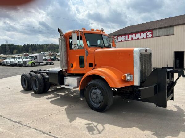 2007 PETERBILT 367 DAY CAB