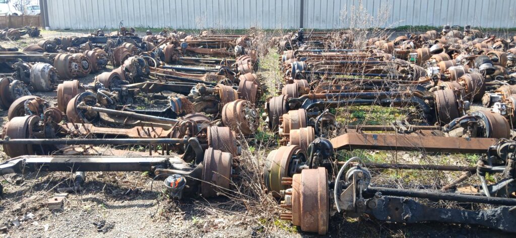 Front steering axles