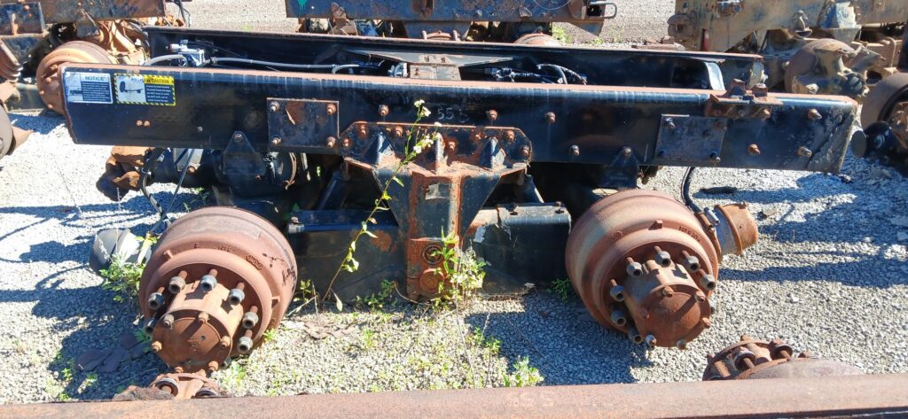 Mack CRD92 Cutoffs