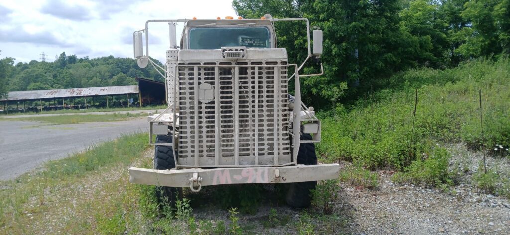 M 911 Oshkosh (PARTS ONLY)