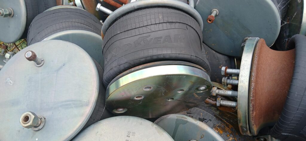 Goodyear Spring Bag. Rolling Lobe type