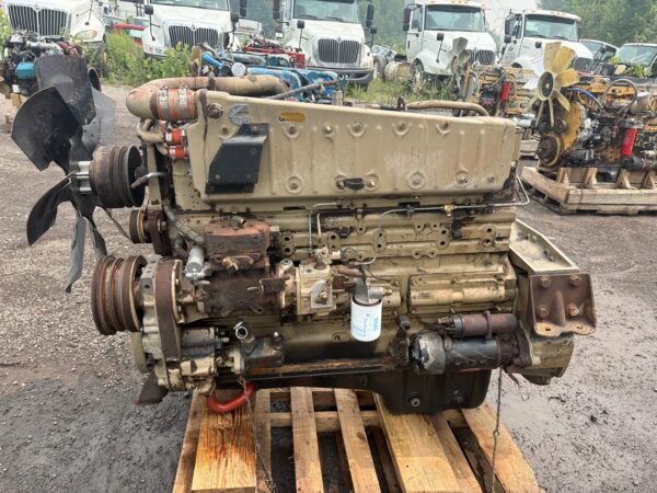 1987 Cummins 350 Big Cam 4