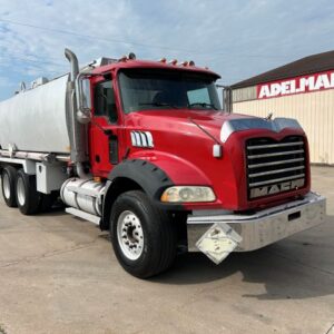 2007 MACK CT713 TANKER