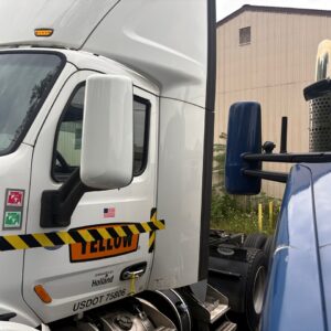 Nice Paccar Peterbilt 579 Cab