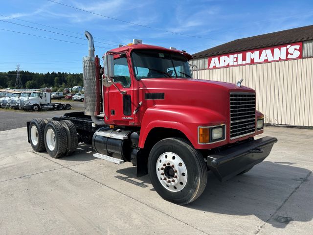 2008 MACK CHU613